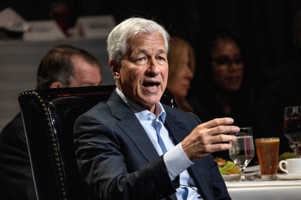 108004073-1720634808413-gettyimages-2149301028-DIMON_ECONOMIC_CLUB.jpg